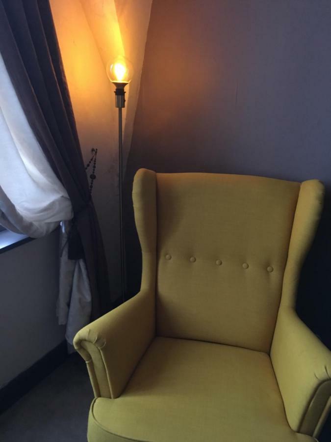 نيوبورت B&B Le Grand Cabaret المظهر الخارجي الصورة