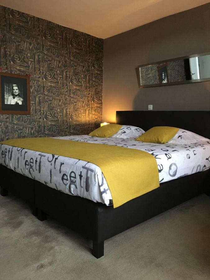 نيوبورت B&B Le Grand Cabaret المظهر الخارجي الصورة