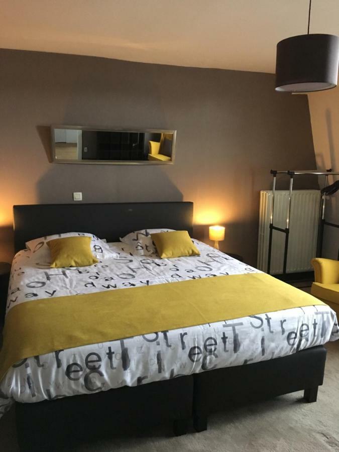 نيوبورت B&B Le Grand Cabaret المظهر الخارجي الصورة